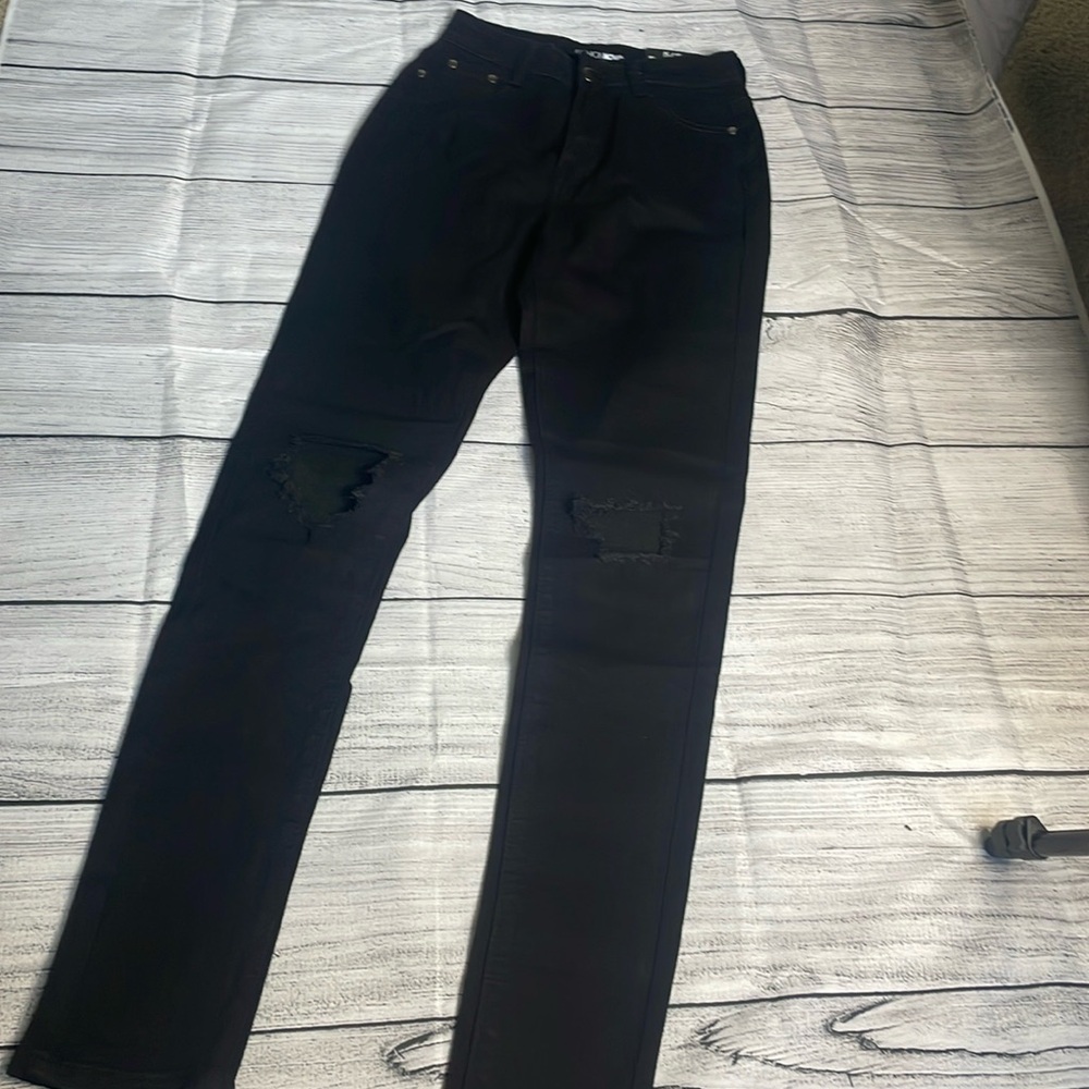 Fashion Nova Skinny jeans
